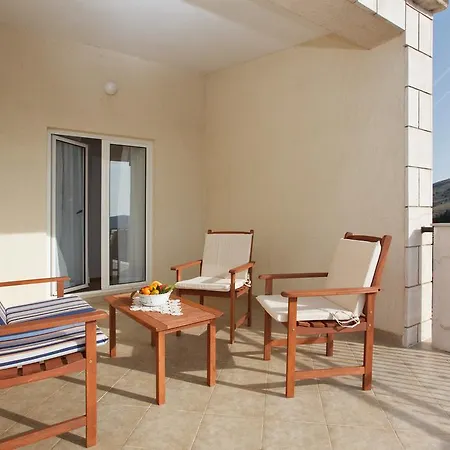 Vukusic Apartamento *